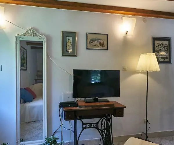 Olive Mill 米利尼