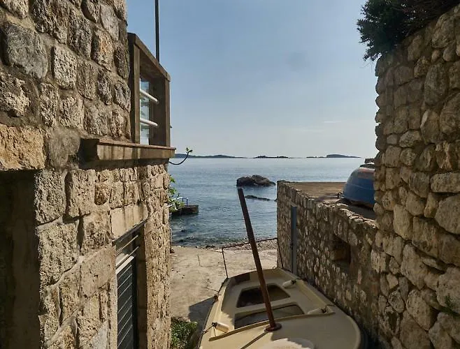 Olive Mill * 米利尼