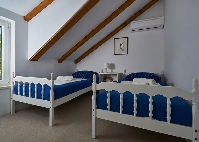 Olive Mill 米利尼